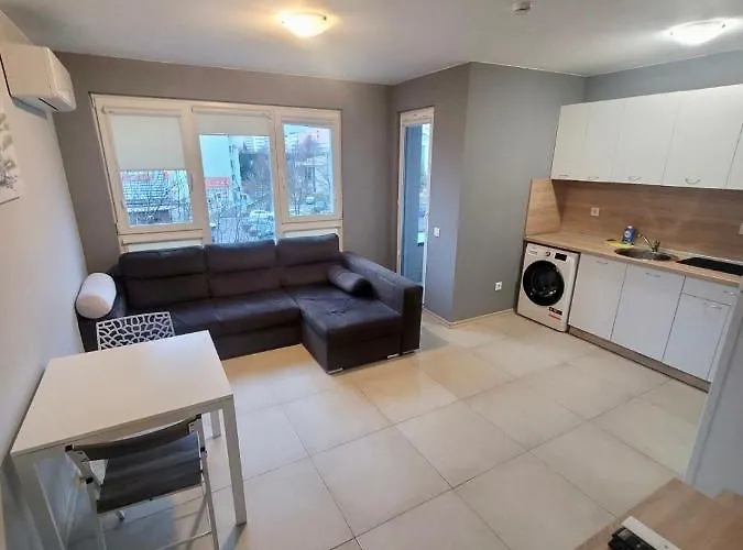 Location アパート