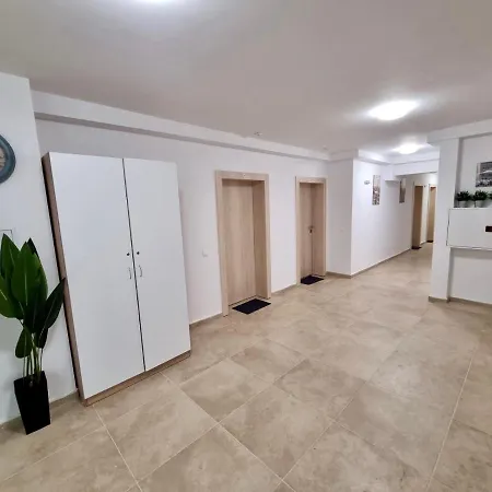 Apartment Location *